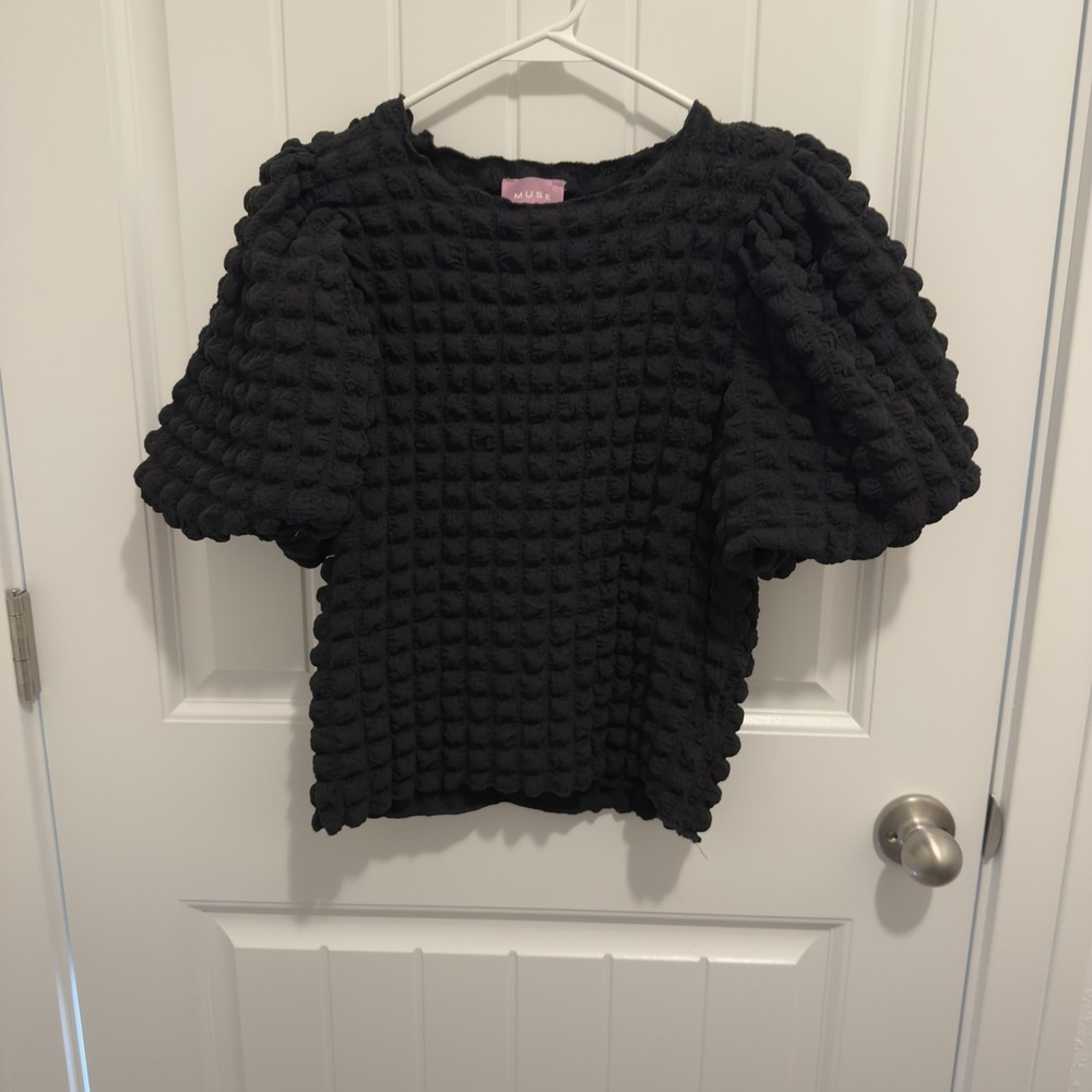 Muse Republic Clothing Women's Black Bubble Shirt Balloon Short Sleeve Size L